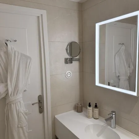 Chalgrin Boutique 4* Paris