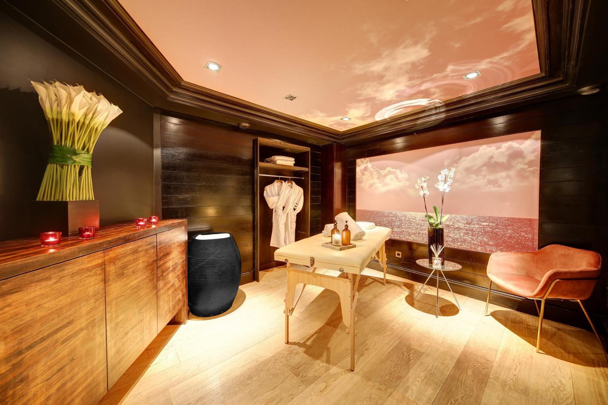 Chalgrin Boutique Hotel 4*